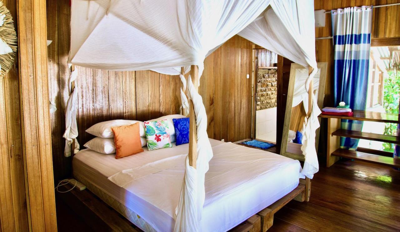 Mentawai Surf Camp Hotel Muarasiberut ภายนอก รูปภาพ